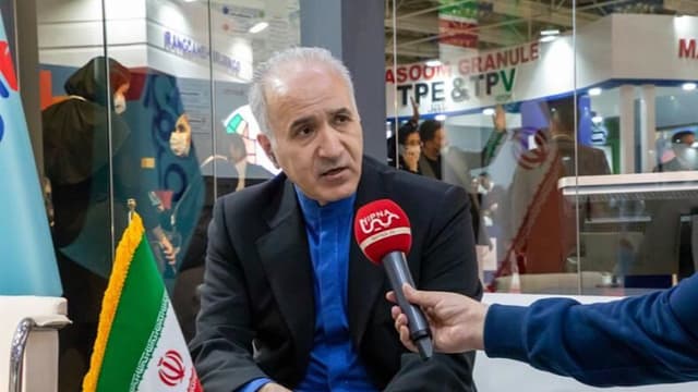 جذب سرمایه‌های مردم در صنعت پتروشیمی