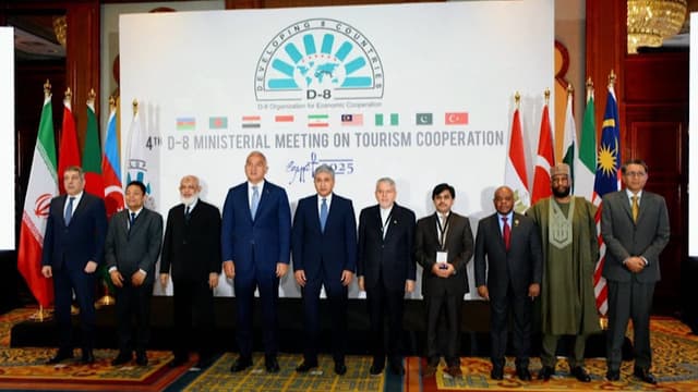 درخشش دیپلماسی گردشگری ایران در قاهره