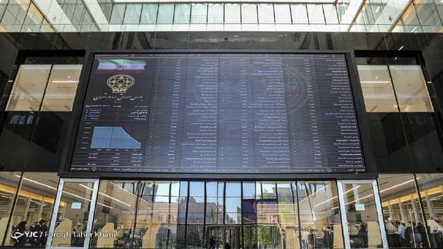 افزایش ۳۳ هزار و ۳۰ واحدی شاخص کل بورس