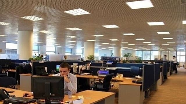 برق ۵۰ مشترک اداری پرمصرف در تهران قطع شد