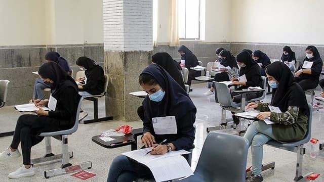 مهلت دریافت کارت کنکور فردا پایان می‌یابد